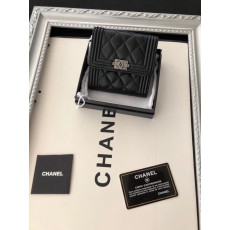 CHANEL 샤넬 2020 여성용 보이 지갑 블랙