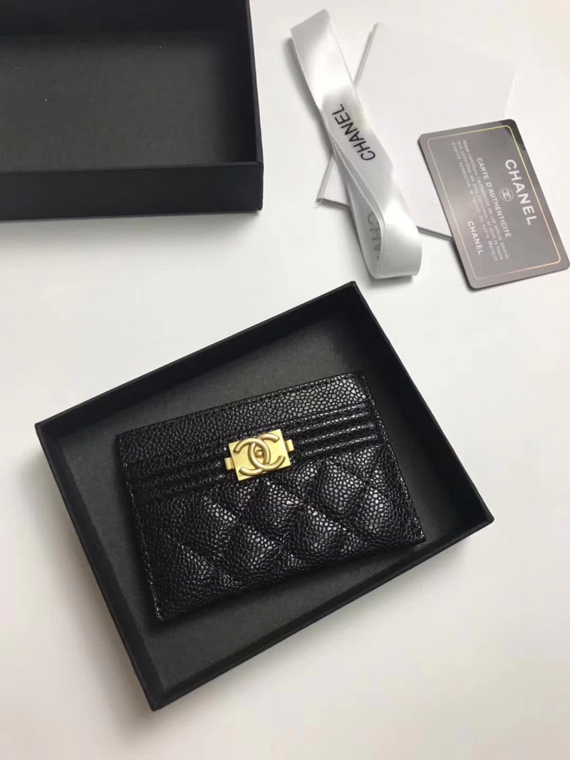 CHANEL 샤넬 2020 여성용 보이 엔틱 카드홀더 금장,은장