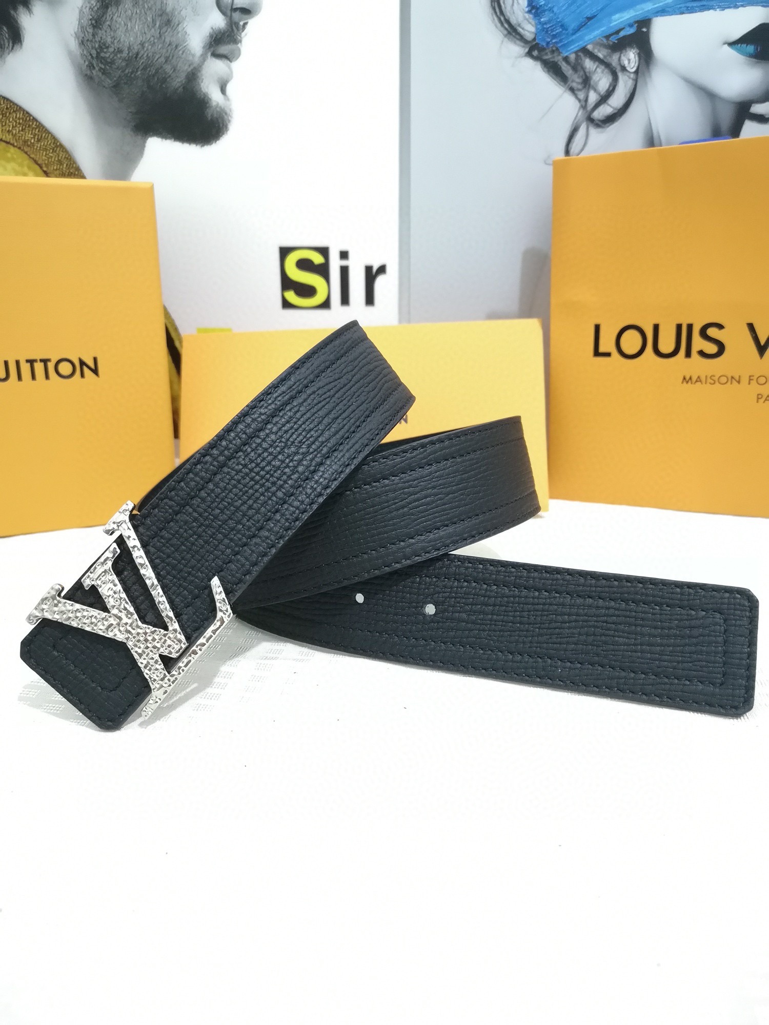 LOUIS VUITTON 2020 루이비통 벨트 MG3053 은,회색