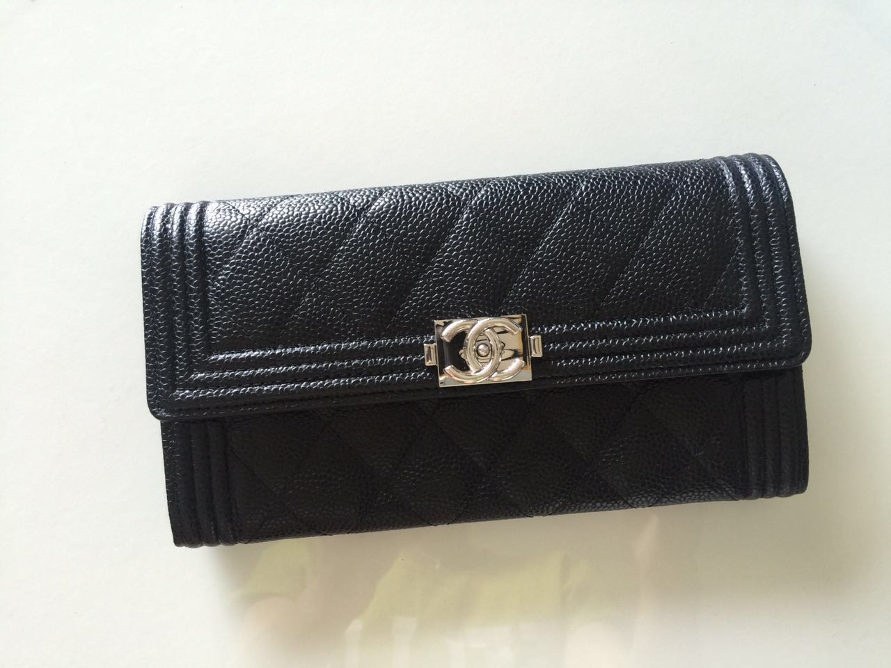 CHANEL 샤넬 보이 플랩 지갑