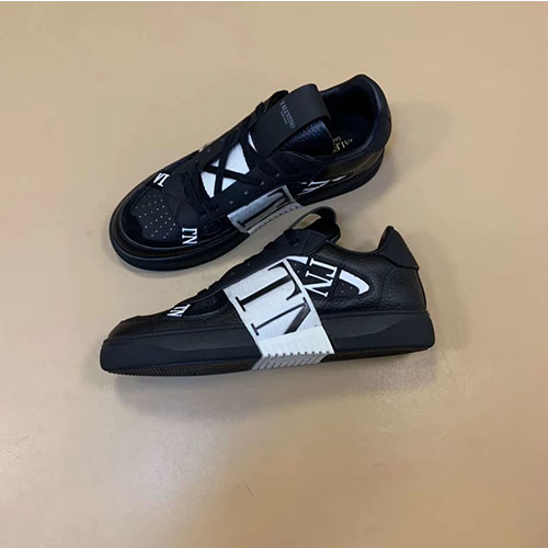 VALENTINO 발렌티노 N01483-1