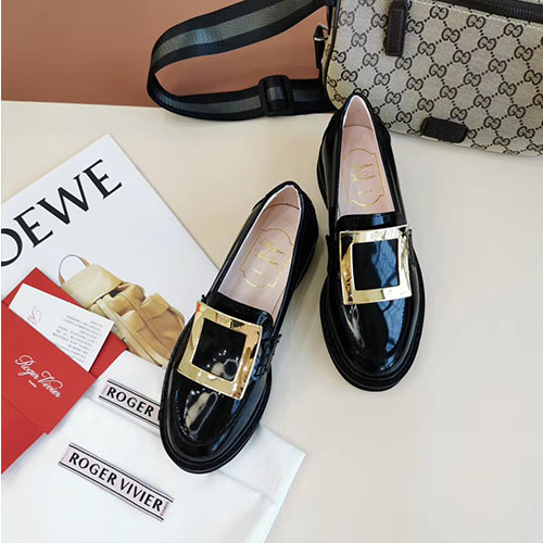 ROGER VIVIER 로저비비에 M2371