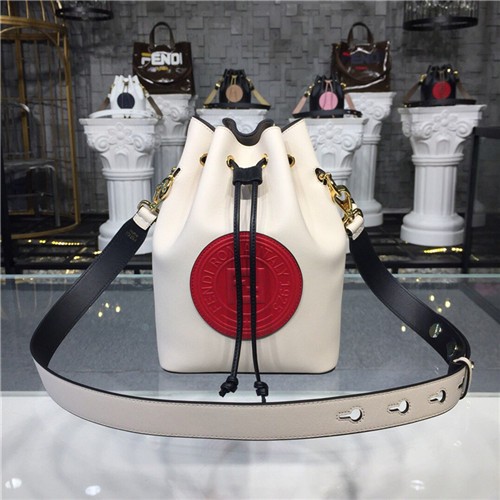 FENDI 펜디 몽트레저 미니 버킷백 F90088-4