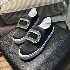 ROGER VIVIER 로저비비에 스니커즈 (250사이즈 주문제작)