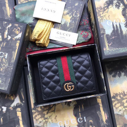 GUCCI 구찌 지갑 신상 536453