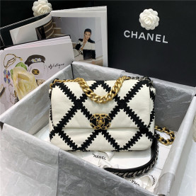 CHANEL 샤넬 플랩백 26CM AS33689 