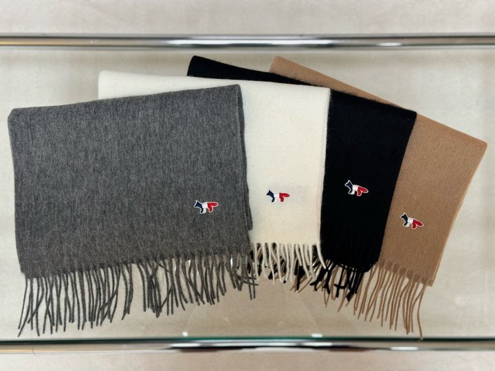 MAISON KITSUNE 메종키츠네 트리컬러폭스 울머플러