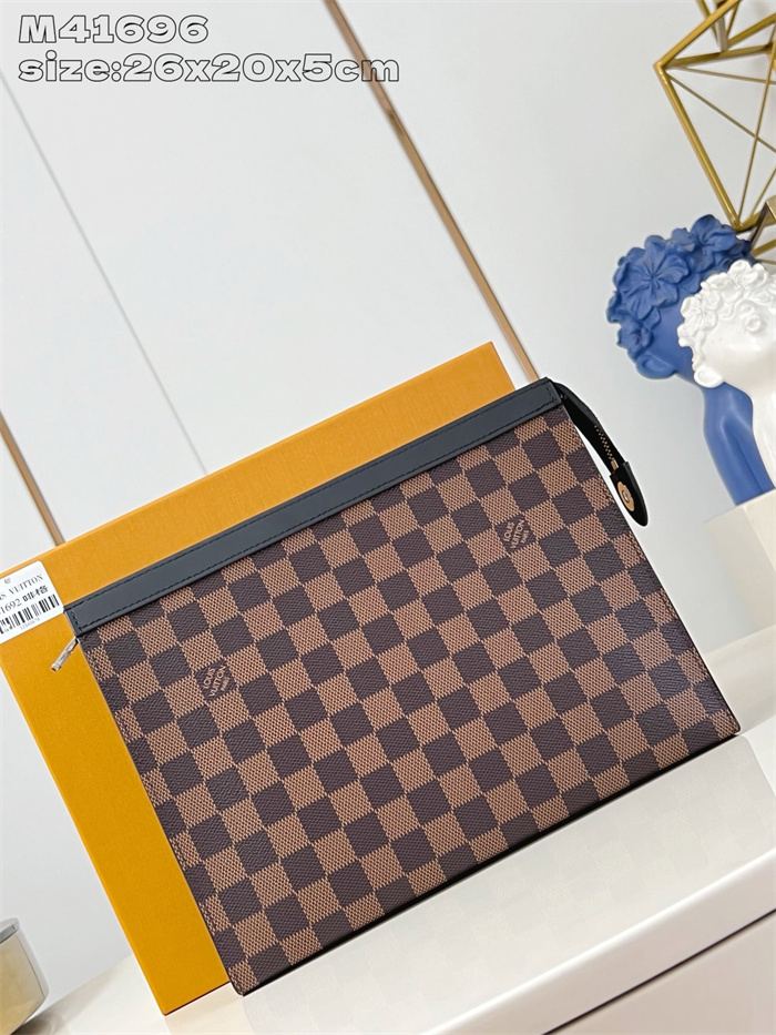 LOUIS VUITTON 루이비통 포쉐트 보야주 클러치백 MM M41696
