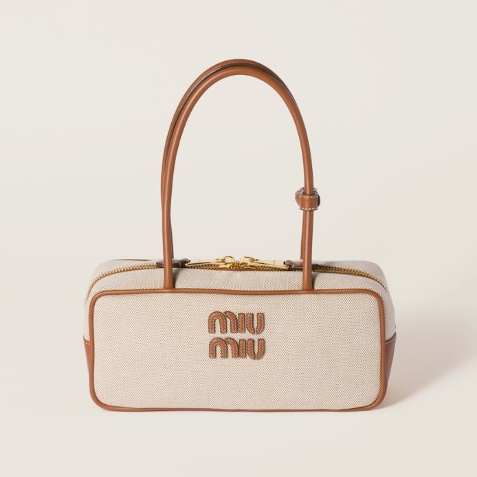 MIUMIU 미우미우 캔버스 및 가죽 보백 5BB173