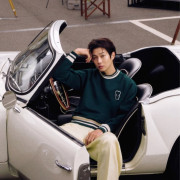 AMI 아미 최우식 맨투맨 2COLOR