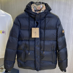 BURBERRY 버버리 런던 잉글랜드 클래식 다운 점퍼