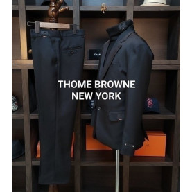 ●11월 판매 5위● THOM BROWNE 톰브라운 블랙 모던 런던 슈트 셋트 2COLOR