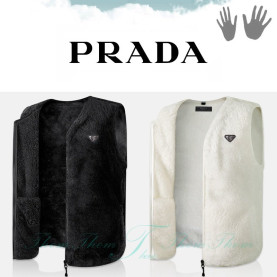 PRADA 프라다 보아털 브이넥 베스트