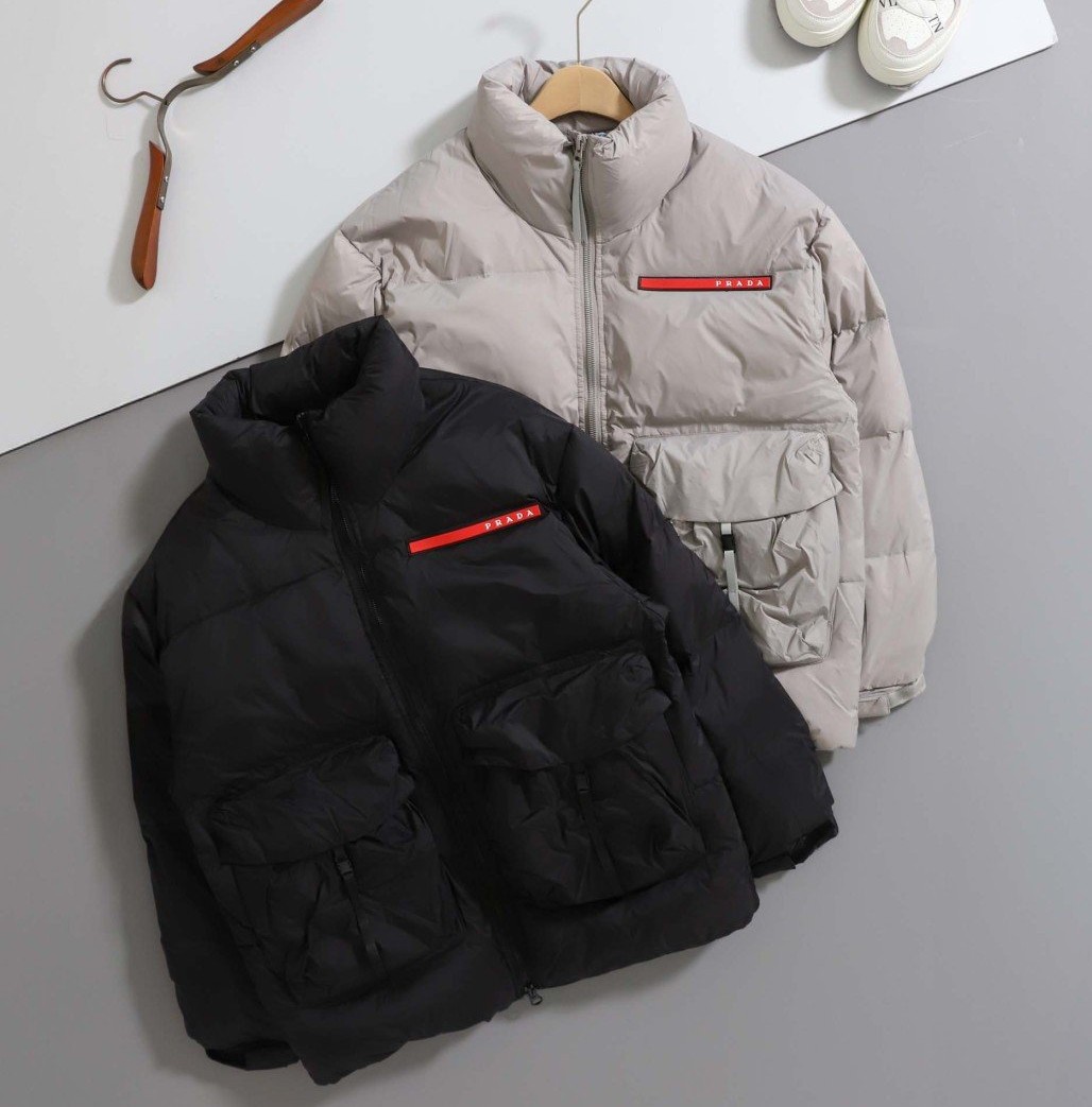 PRADA 프라다 라이트 나일론 레드라벨 다운 자켓