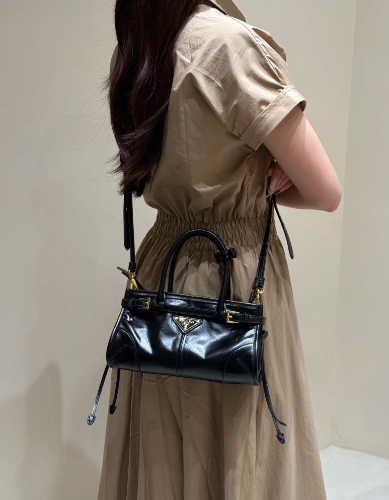 ●실사● 프라다 보니 미니 가죽 핸드백