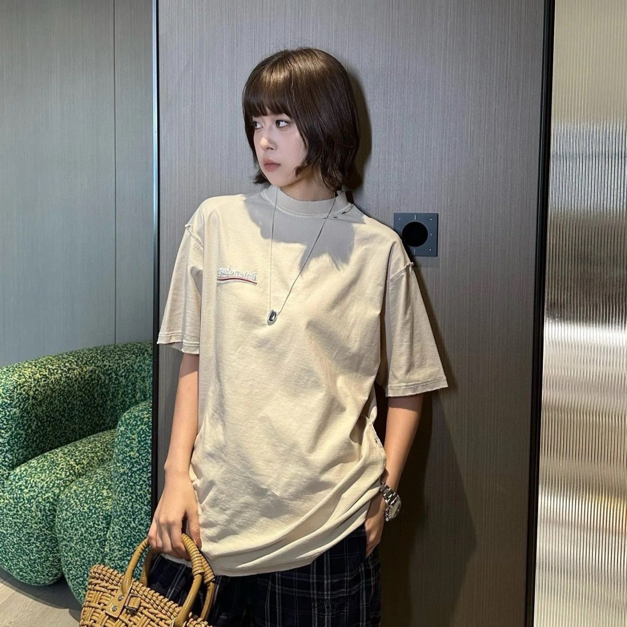 BALENCIAGA 발렌시아가 폴리티컬 티셔츠 2COLOR